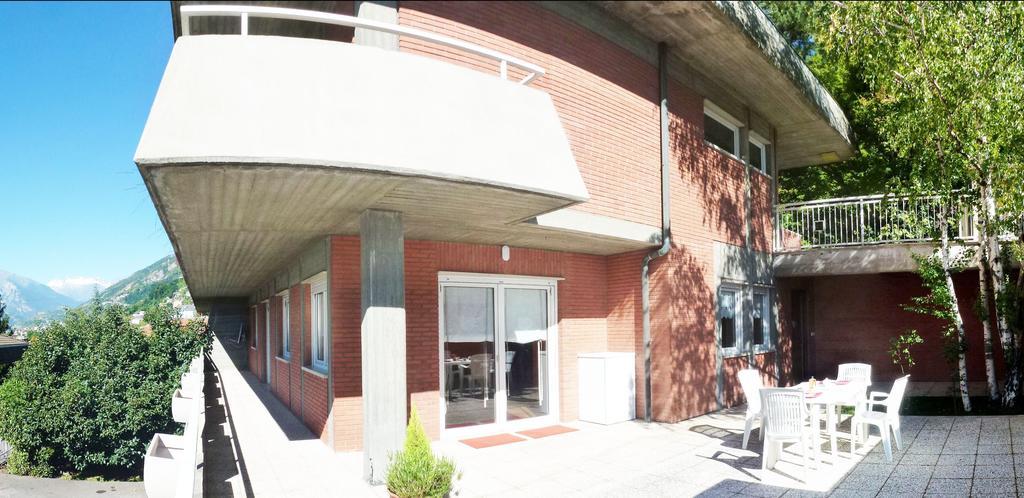 La Betulla Appartamento confortevole Wifi e Parking free Aosta Exterior foto