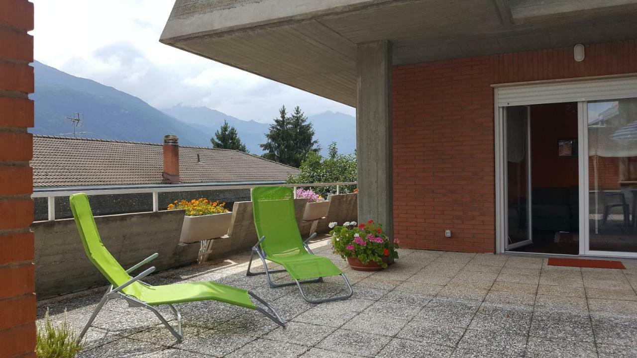 La Betulla Appartamento confortevole Wifi e Parking free Aosta Exterior foto